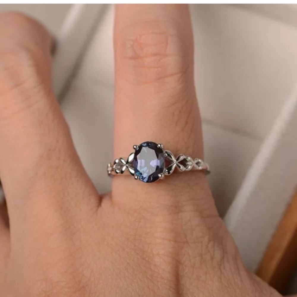 S925 Women oval blue sapphire Ring